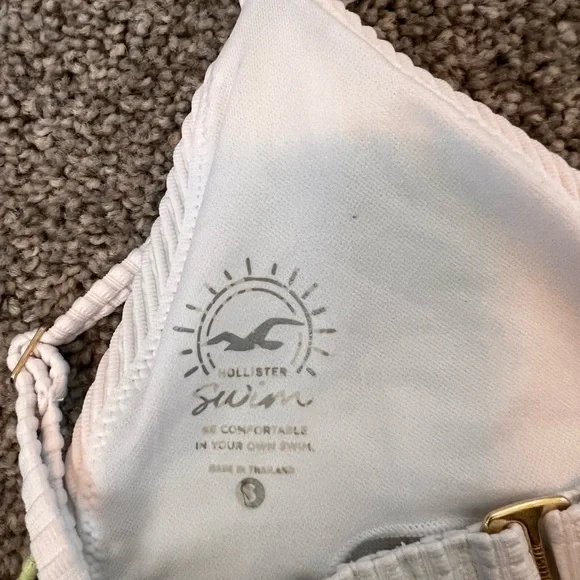 Hollister Swim Top Bundle - Picture 3 of 5